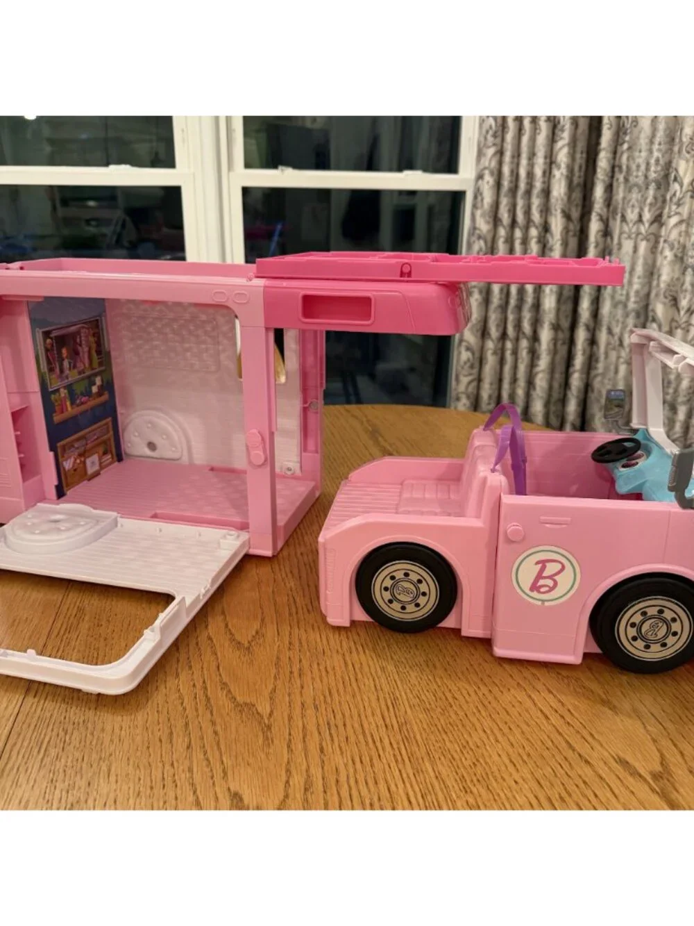 Barbie Doll Dream Camper Set Pink